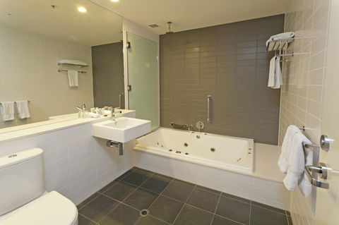 Causeway 353 Hotel - Accommodation Gold Coast 35