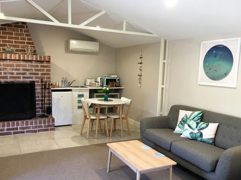The Cosy Bungalow - 1 Gold Coast 7