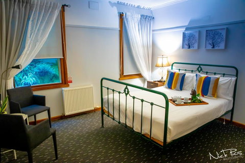 Amara Springs Guest House - Accommodation Gold Coast 4