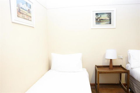 Amara Springs Guest House - Accommodation Gold Coast 27