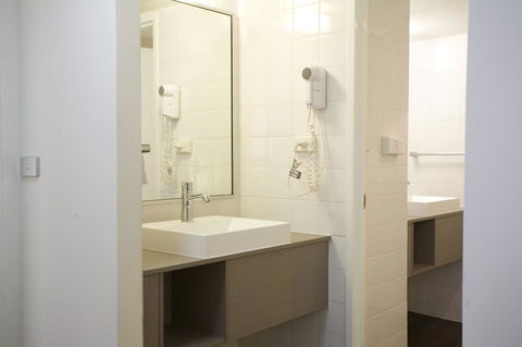 Ibis Melbourne Hotel And Apartments - Accommodation Gold Coast 19