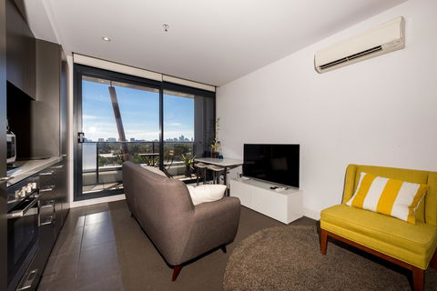 Amazing Accommodations : South Yarra - 1 Gold Coast 27