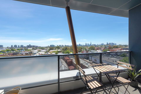 Amazing Accommodations : South Yarra - 1 Gold Coast 24