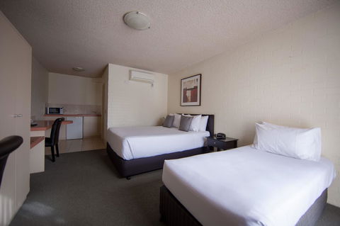 City Reach Motel - Accommodation Gold Coast 5