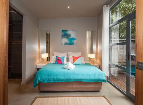 The Love Shack - Romantic Bungalow - Accommodation Gold Coast 9