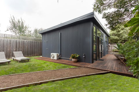 The Love Shack - Romantic Bungalow - Accommodation Gold Coast 12