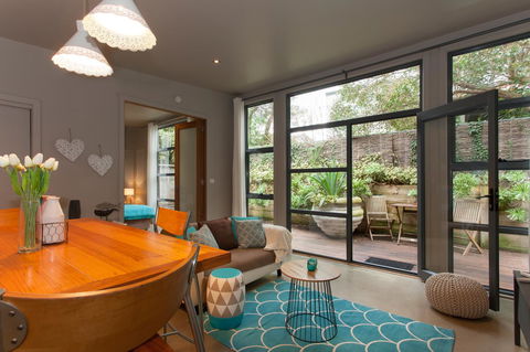 The Love Shack - Romantic Bungalow - Accommodation Gold Coast 0