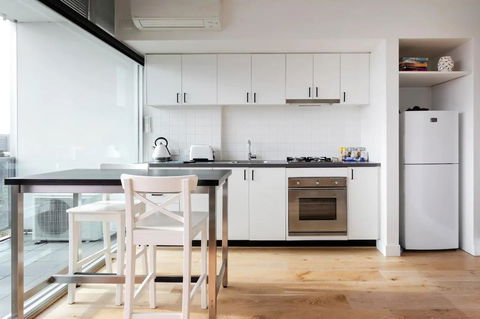 BestView St Kilda Spectacular Sunset Hideaway - Boutique Self-contained Luxury Apartment - Gold Coast 4U 10
