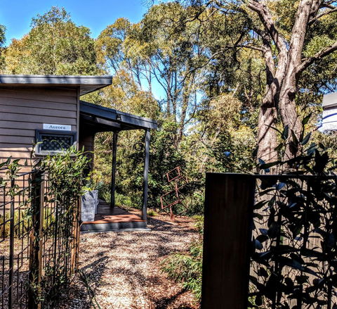 Tangenong Cottages - Gold Coast 4U 1