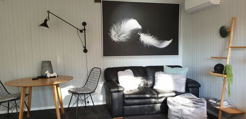 Tangenong Cottages - Gold Coast 4U 6