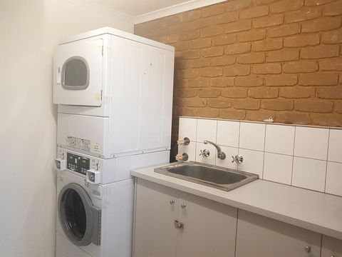 Tropicana Motor Inn - Accommodation Gold Coast 28