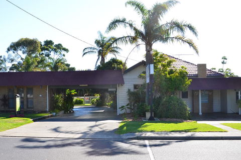Tropicana Motor Inn - Accommodation Gold Coast 20