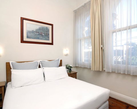 Hotel Claremont Guest House - 1 Gold Coast 6