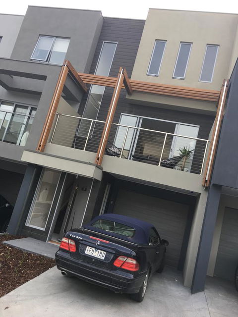 Marina Beach - Accommodation Gold Coast 9