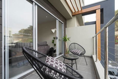 Marina Beach - Accommodation Gold Coast 6