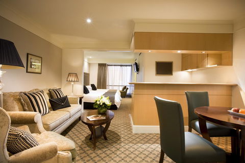 Stamford Plaza Melbourne - Accommodation Gold Coast 1