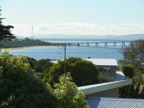 Black Dolphin Beach Penthouse - Accommodation Gold Coast 14
