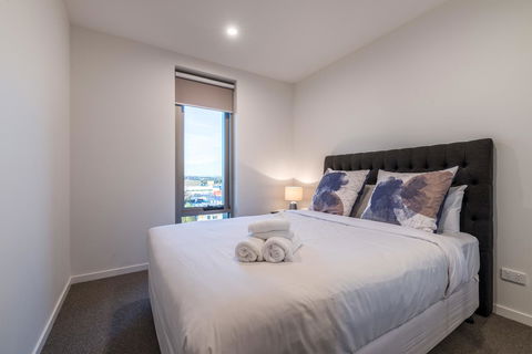 Guest House In Melbourne - Gold Coast 4U 2
