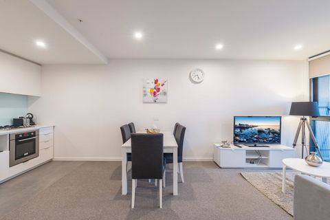 Guest House In Melbourne - Gold Coast 4U 17