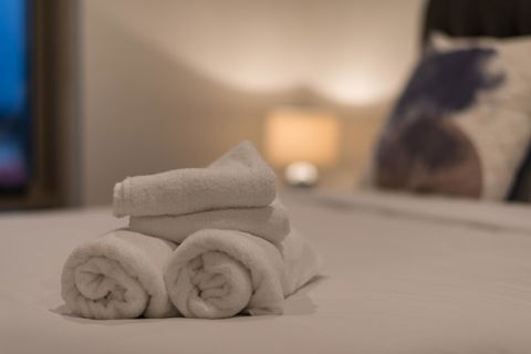 Guest House In Melbourne - Gold Coast 4U 16