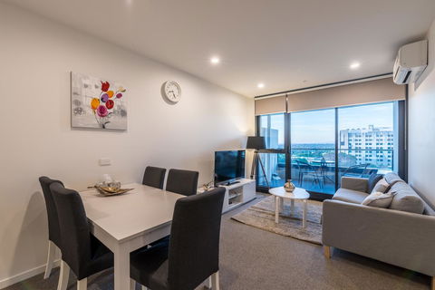 Guest House In Melbourne - Gold Coast 4U 0