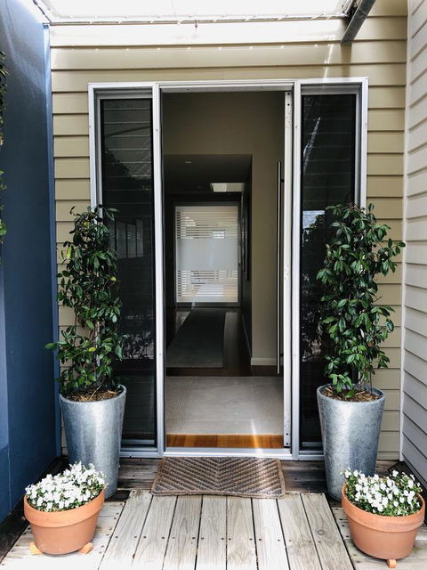 The Point BnB - Accommodation Gold Coast 4
