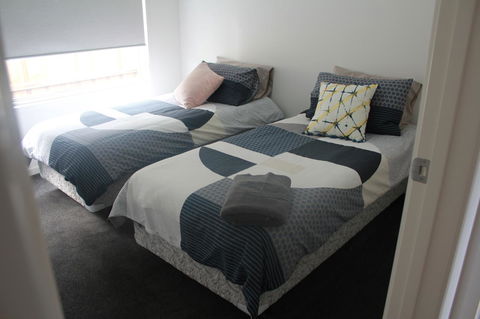 Wayamba - Accommodation Gold Coast 9
