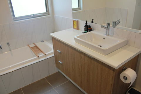 Wayamba - Accommodation Gold Coast 14