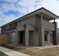 Melbourne Guest House - Gold Coast 4U