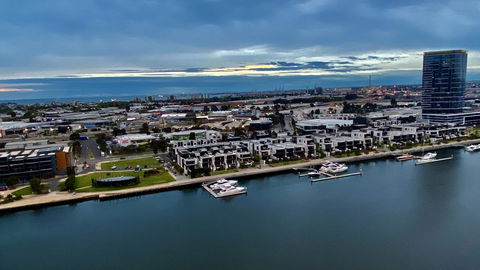 JC Waterfront Apartments On Collins - Accommodation Gold Coast 8