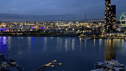 JC Waterfront Apartments On Collins - Accommodation Gold Coast 11