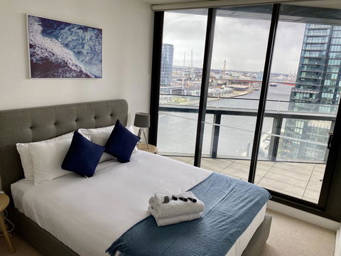 JC Waterfront Apartments On Collins - Accommodation Gold Coast 3
