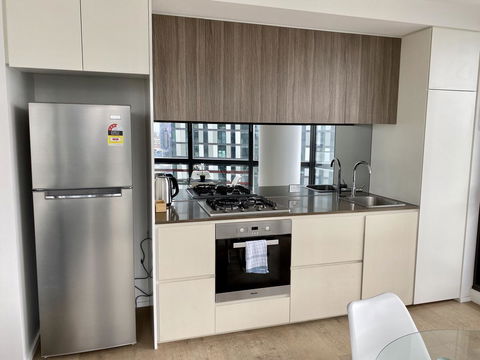 JC Waterfront Apartments On Collins - Accommodation Gold Coast 4