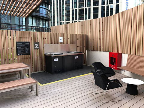 JC Waterfront Apartments On Collins - Accommodation Gold Coast 16