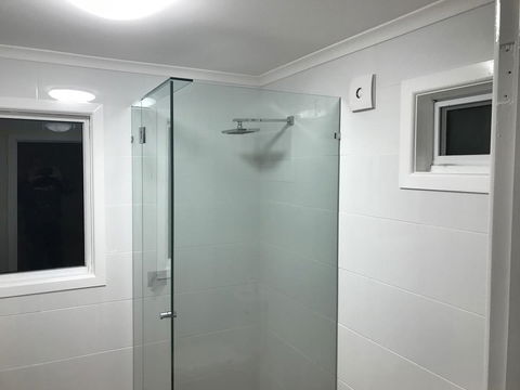 The Hill House - Accommodation Gold Coast 12