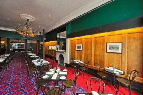 Middle Park Hotel - Gold Coast 4U 19