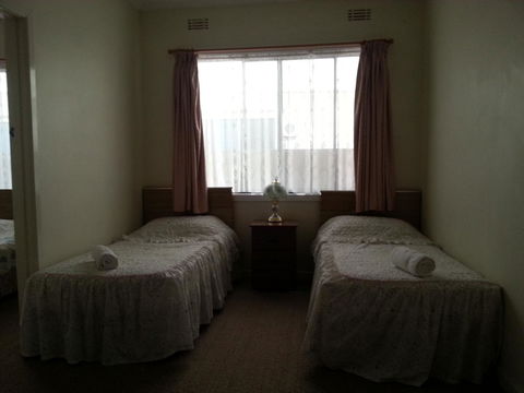 Beachcomber Holiday Units - Accommodation Gold Coast 28