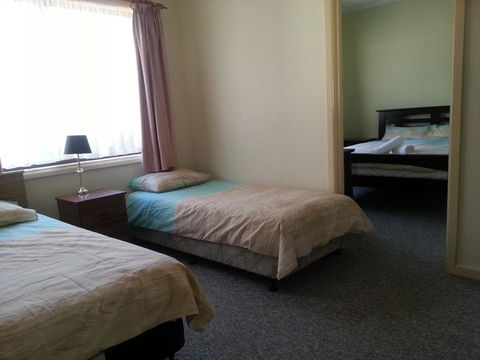 Beachcomber Holiday Units - Accommodation Gold Coast 41