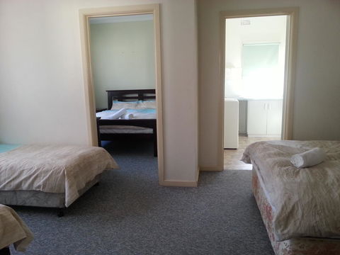 Beachcomber Holiday Units - Accommodation Gold Coast 35