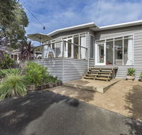 Sunset on Scott - Relax in tranquility  style - Accommodation Gold Coast