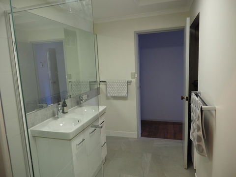 Port Relaxation - Accommodation Gold Coast 4