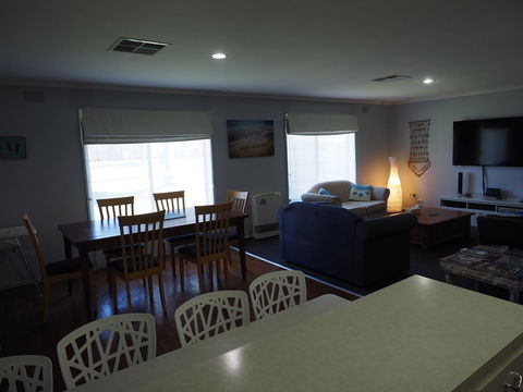 Port Relaxation - Accommodation Gold Coast 2