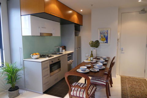 Vibe-Modern 2 Bed Apartment - Gold Coast 4U 4
