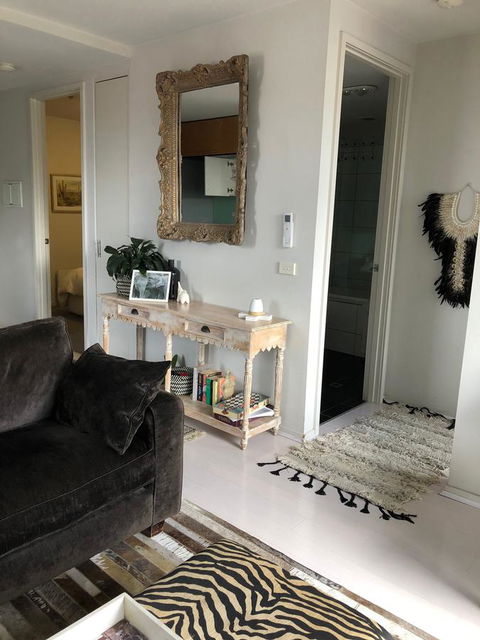 Vibe-Modern 2 Bed Apartment - Gold Coast 4U 6