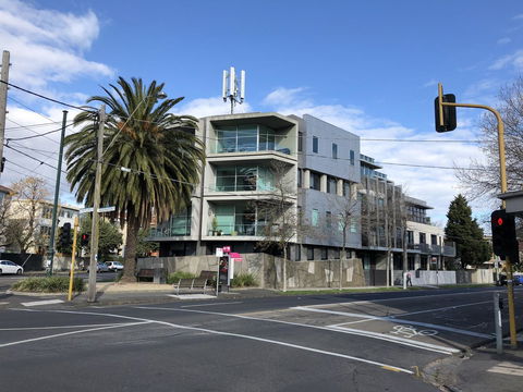 Vibe-Modern 2 Bed Apartment - Gold Coast 4U 10