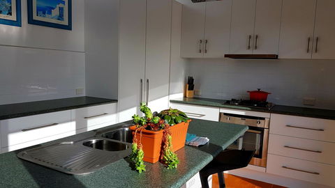 Beach Retreat Apartment Marengo - Accommodation Gold Coast 3