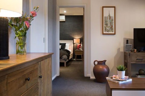 East Street Daylesford - Accommodation Gold Coast 9
