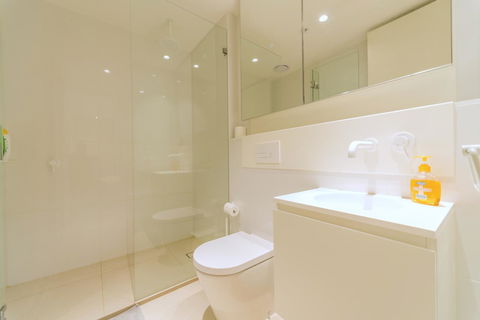 Pride Manor South Yarra - 1 Gold Coast 5