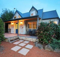 Two Truffles Cottages - Gold Coast 4U