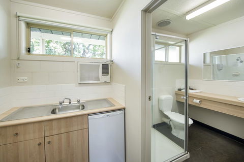 Box Hill Motel - Gold Coast 4U 4